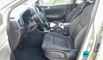 SUV compact, KIA Sportage 1.7 CRDI 115ch, habitacle, Hyundai occasion Saint-Paul 974