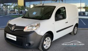 fourgonnette d'occasion Renault Kangoo express, vue avant, faible kilometrage, Renault Saint-Denis 974