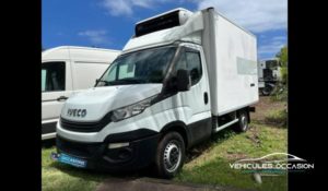 utilitaire Iveco Daily 116ch, vue avant, à voir Le Parc Occasions Etang Sale 974