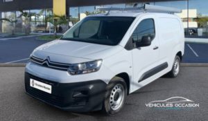 citroen berlingo d'occasion, vehicule utilitaire, vue avant, renault saint-denis 974