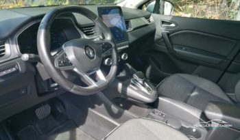 Sièges confortables de la Renault Captur hybride rechargeable E-TECH à La Réunion