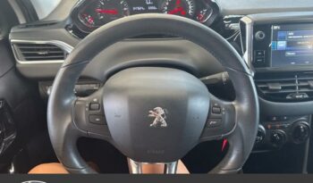 Occasion 974 : Découvrez la version 1.2 puretech 82ch active s&s etg5 5p Peugeot 2015, Reunion.