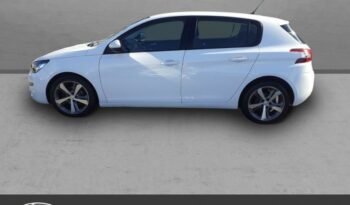 308 occasion Reunion 1.2 active pack 130 cv s&s 5p, modèle 2016 à vendre.