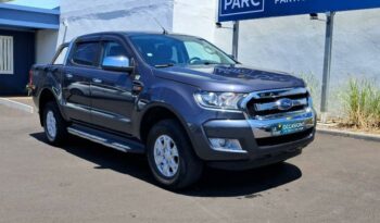 Image illustrative Pick-up occasion climatisation gris lunaire métallisée Reunion à saisir.