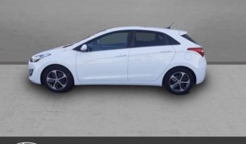 I30 occasion Reunion 1.4 100ch blue drive initia 5p, modèle 2017 à vendre.