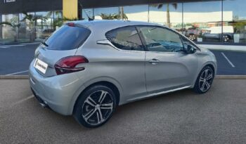 208 occasion Reunion 1.2 puretech 110ch gt line s&s 5p, modèle 2017 à vendre.