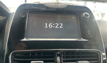 Occasion 974 : Découvrez la version 0.9 tce 90ch zen 5p Renault 2017, Reunion.