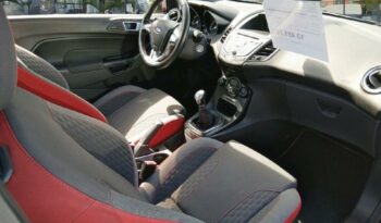 Occasion à vendre : Ford voiture noir shadow essence 1.0 ecoboost 140ch stop&start st-line 3p euro6.2 Reunion