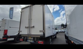 Occasion à vendre : Iveco voiture blanc diesel 35s12v12 frigo Reunion