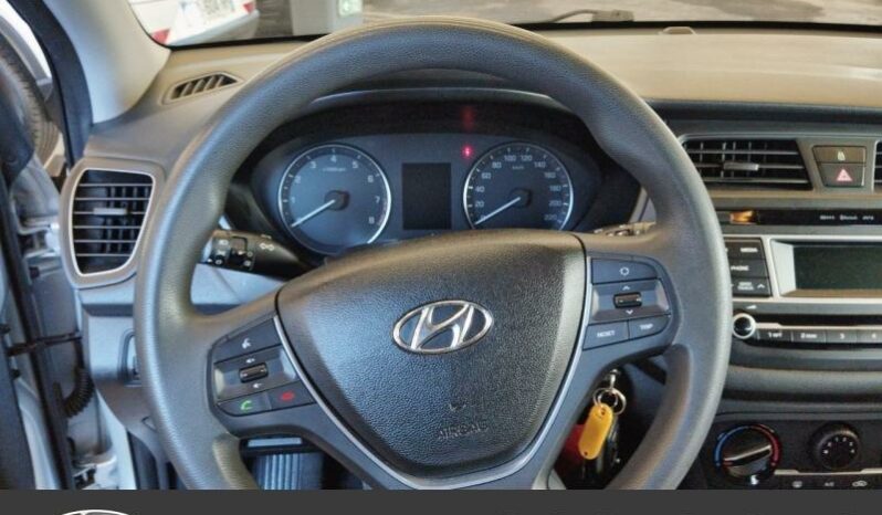 HYUNDAI i20 1.2 84ch Intuitive complet