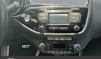 Image illustrative Berline occasion climatisation blanc Reunion à saisir.