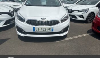 Reunion auto occasion Cee'd 2018 1.6 crdi 136ch isg active dct7 pas chère.
