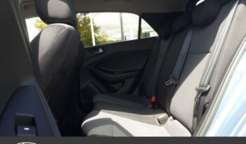 Occasion 974 : Découvrez la version 1.0 t-gdi 100 edition #navi Hyundai 2018, Reunion.