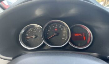 Occasion à prix réduit chez Renault-renault Saint Pierre : Vente berline 2018, berline à La Reunion.