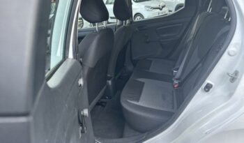 Image illustrative Berline occasion climatisation blanc perle Reunion à saisir.