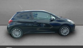 Occasion à vendre : Peugeot voiture noir perla nera diesel 1.6 bluehdi 100ch allure 3p Reunion