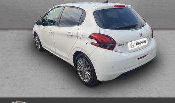 Occasion à vendre : Peugeot voiture blanc banquise essence 1.2 puretech 82ch allure 5p Reunion