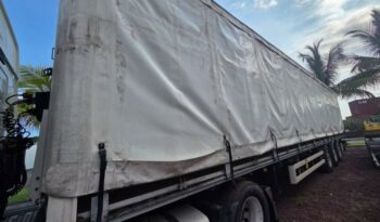 Vente Volvo Fe remorque polyvalente lécitrailler plateau + bache coulissante + porte containers Leparc-gbh Comptoir Des Isles, La Reunion.