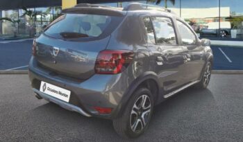 Sandero occasion Reunion 0.9 tce 90ch black & white, modèle 2018 à vendre.