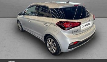 Occasion à vendre : Hyundai voiture argent elegant essence 1.0 t-gdi 120 creative boite automatique Reunion
