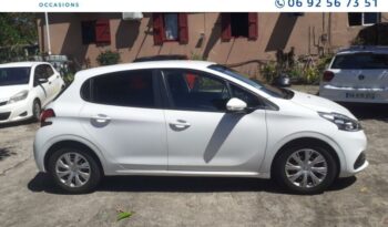 Occasion à prix réduit chez Cotrans-multi Marques Sainte Clotilde : Vente berline 2019, berline à La Reunion.