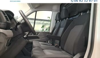 Image illustrative Fourgon occasion climatisation blanc candy unie Reunion à saisir.