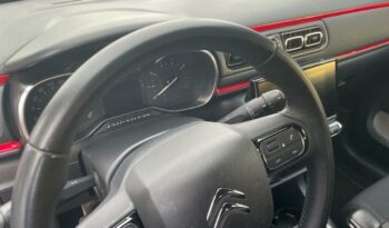 Occasion à prix réduit chez Renault-renault Saint Pierre : Vente berline 2019, berline à La Reunion.