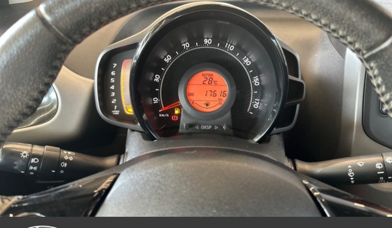 TOYOTA Aygo 1.0 VVT-i 69ch x-play 5p complet