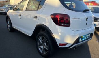 Occasion à vendre : Dacia voiture blanc glacier essence 0.9 tce 90ch stepway - 19 Reunion