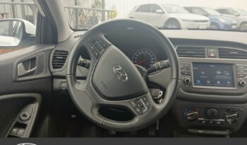 Image illustrative Berline occasion climatisation blanc Reunion à saisir.