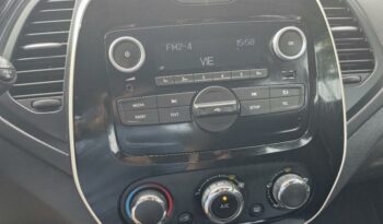 Occasion 974 : Découvrez la version 0.9 tce 90ch energy life euro6c Renault 2019, Reunion.