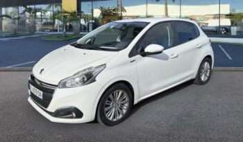 Vente Peugeot 208 1.2 puretech 100ch s&s active eat8 Renault-renault Saint Pierre, La Reunion.