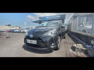 Vente Toyota Yaris graphite 1.5hsd 100cv bva Leparc-gbh Comptoir Des Isles, La Reunion.