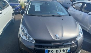 Occasion à vendre : Peugeot voiture gris platinium essence 1.2 puretech 110ch e6.c gt line s&s eat6 5p Reunion