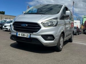 Vente Ford Transit Custom Kombi 320 l1h1 2.0 ecoblue 130ch trend business 158g euro6.2 Leparc-gbh Comptoir Des Isles, La Reunion.