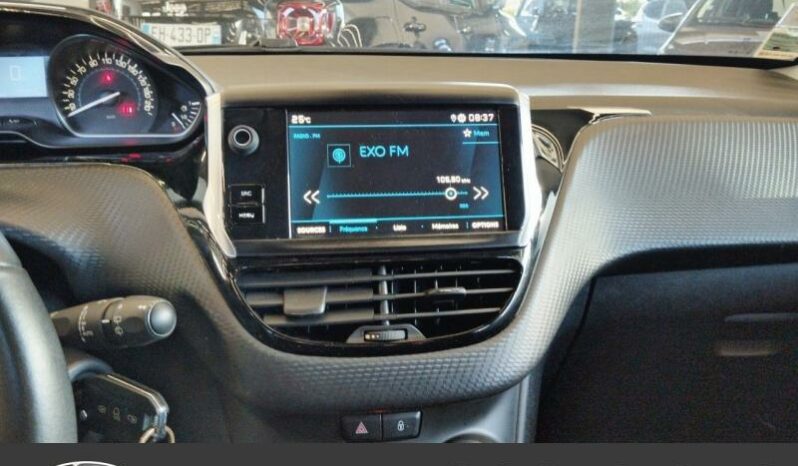 PEUGEOT 208 1.2 L 82ch Style 5p complet