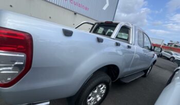 Occasion vehicule Reunion Ford manuelle en vente à La Réunion.