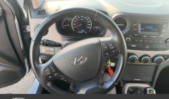 Image illustrative Berline occasion climatisation argent elegant Reunion à saisir.