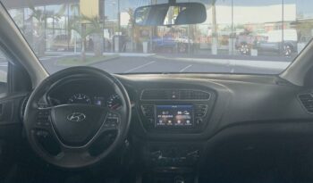 Occasion à vendre : Hyundai voiture blanc essence 1.0 t-gdi 100ch intuitive dct-7 Reunion