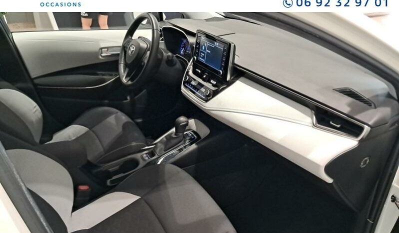 TOYOTA Corolla 122h Design complet