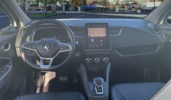 Occasion à vendre : Renault voiture blanc glacier electrique intens charge normale r135 achat intégral Reunion