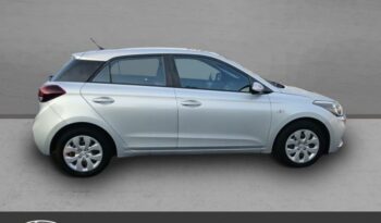 Occasion à vendre : Hyundai voiture sleek silver métal essence 1.2 84ch intuitive Reunion
