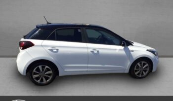 Occasion à vendre : Hyundai voiture blanc essence 1.0 t-gdi 100ch creative Reunion