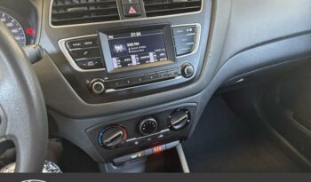 Image illustrative Berline occasion climatisation blanc Reunion à saisir.