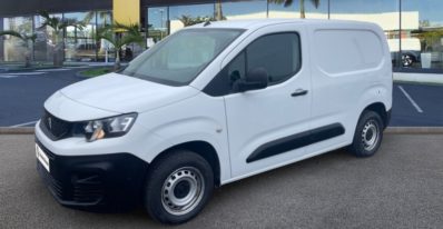 Vente Peugeot Partner standard 650kg bluehdi 75ch premium Renault-renault Saint Denis, La Reunion.