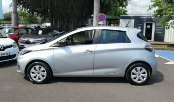 Occasion à prix réduit chez Renault-renault Saint Pierre : Vente berline 2020, berline à La Reunion.