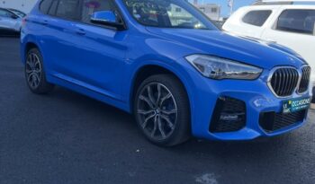 Image illustrative S.u.v. occasion climatisation bleu Reunion à saisir.