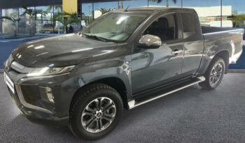 Vente Mitsubishi L200 2.2 di-d 150ch club cab instyle Renault-renault Saint Denis, La Reunion.