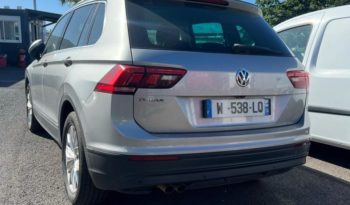 Occasion à vendre : Volkswagen voiture gris essence 1.5 tsi 130ch confort Reunion