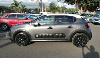 Occasion à prix réduit chez Renault-renault Saint Pierre : Vente berline 2020, berline à La Reunion.